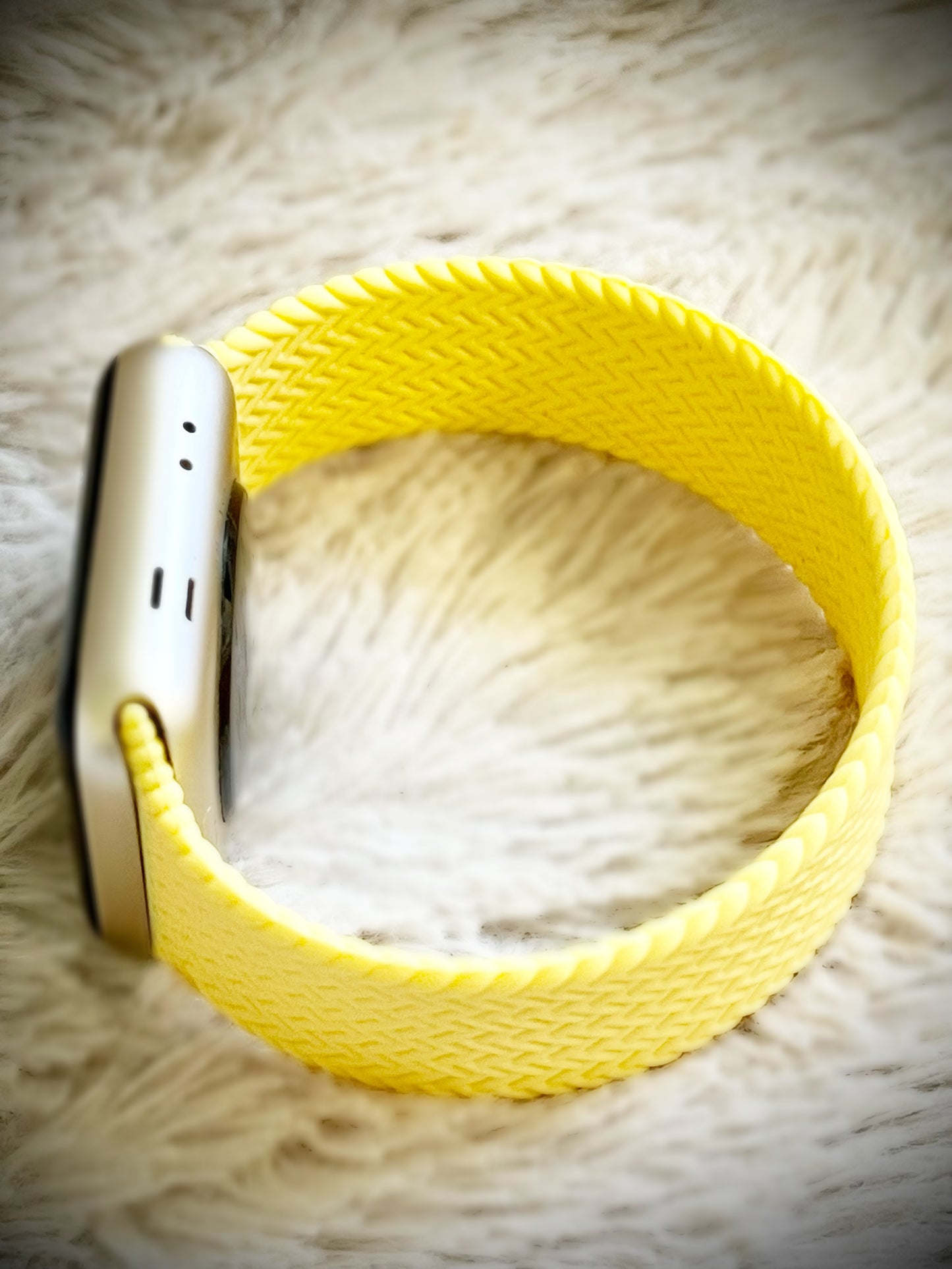 Cacha Silicone Loop Band - Yellow