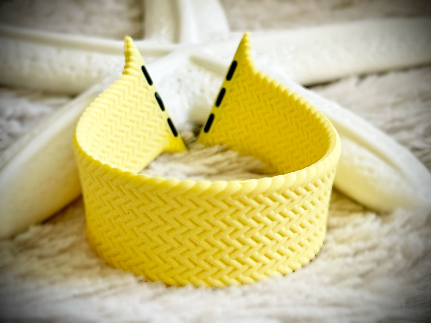 Cacha Silicone Loop Band - Yellow